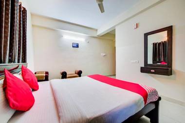 OYO 6749 The Royal Nest