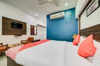 OYO 4025 Hotel Meredian Orchid