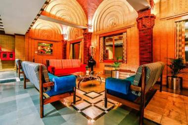 Tara Comfort Hotel - Ramoji Film City