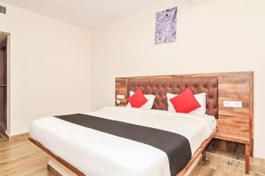 Capital O 24450 Hotel Surabhi