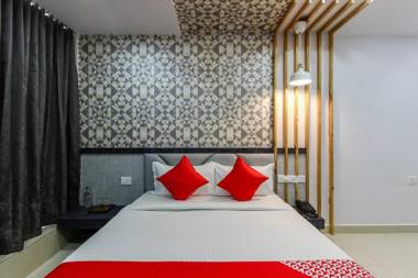 Capital O 23322 Hoysala Inn