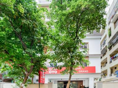 OYO 28637 Gokul Grand