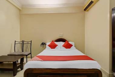 OYO 43619 Sahasra Residency