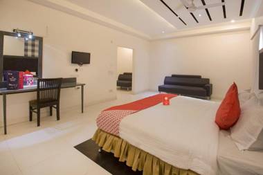 OYO 10139 Hotel Palak Residency