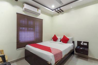 OYO Flagship 70678 Sri Harsha Residency