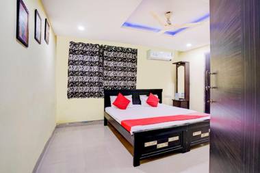 OYO 72073 Imperial Guest House