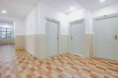 CAPITAL O76170 Hotel Mayukha