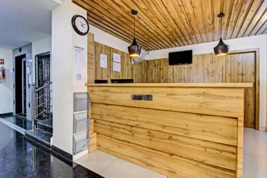 OYO 75008 Delta Suites