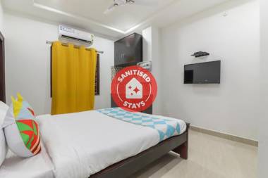 OYO Flagship 75583 Thatipally Mansion