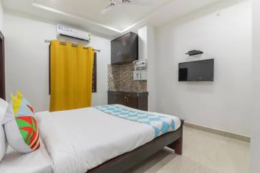 OYO Flagship 75583 Thatipally Mansion