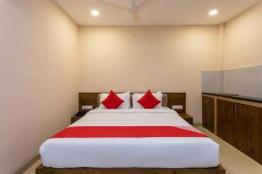 OYO FLAGSHIP 76687 Ramoji Kothapet