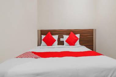OYO 76350 Vasudeva Residency