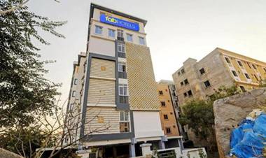 FabHotel Corner Courtyard