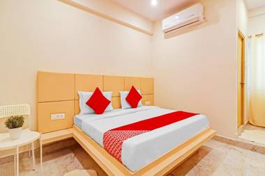 OYO Flagship HYD1502 Landcorp Hotels