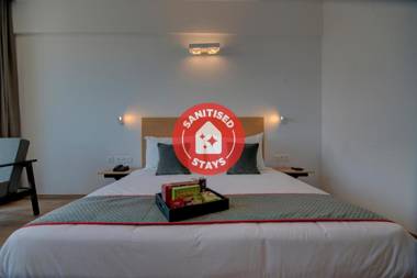 OYO Townhouse 271 De Alphabet