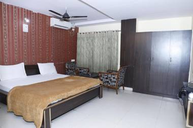 Maruthi Residency Inn