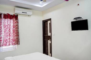 OYO 81031 Hotel Eswar Grand