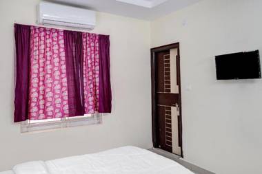 OYO 81031 Hotel Eswar Grand