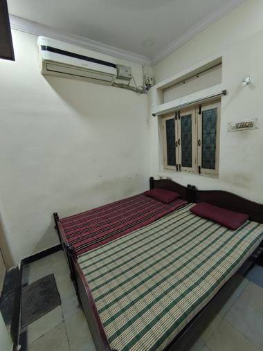 SPOT ON 82436 Gopi Mini Guest House