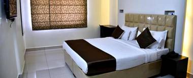 FabHotel Eminent Suites