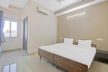 OYO Flagship 83247 Hillside Hotels dlf Gachibowli