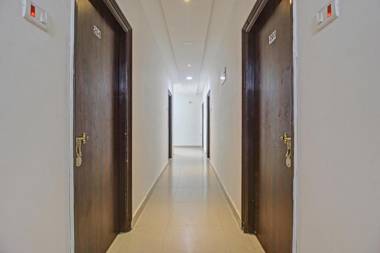 OYO 84861 Hotel Rise & Shine