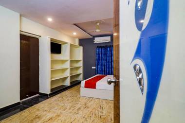 OYO 84238 Hotel Ragas Elite