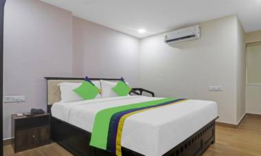 Treebo Trend Purple Square Hotel