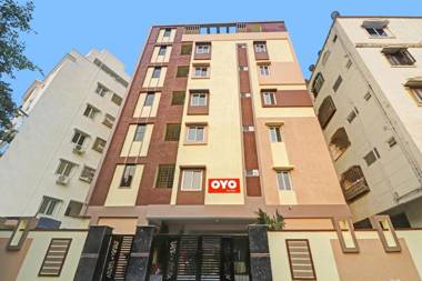 OYO 88350 Hanuma Residency