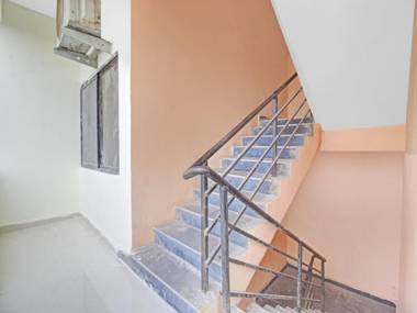 Capital O 88914 Ragas Inn