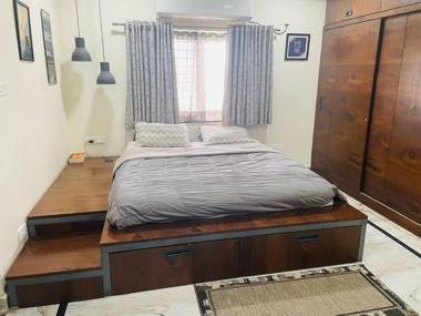 Modern Holiday Home with 5 Bedrooms