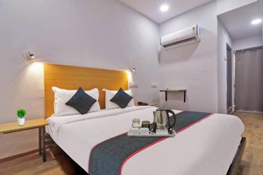 OYo Townhouse 1065 HOTEL S CONTINENTAL