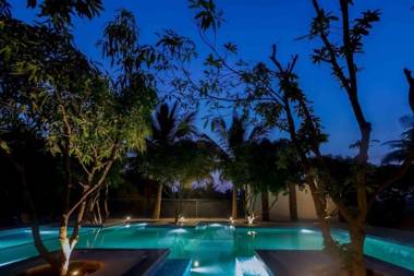 i-Room Navyyas Resort 