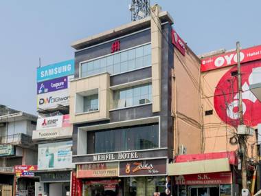 OYO 5851 Mehfil Hotel