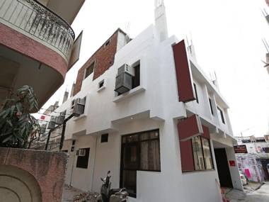 OYO 11623 Hotel Shiva Palace