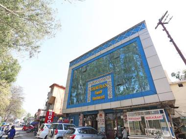 OYO 37020 Hotel Chauhan