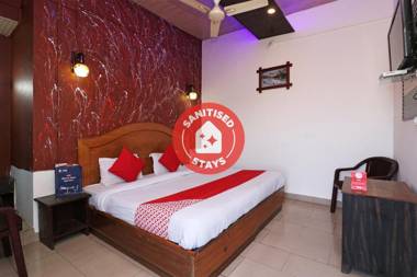 OYO Flagship 75751 Hotel Surya