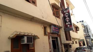 Goroomgo Harihar Guest House Haridwar