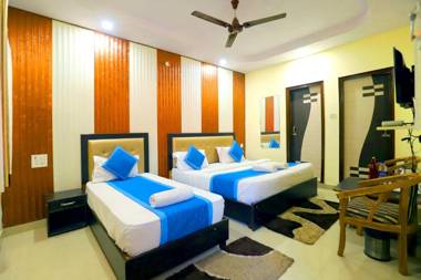 Hotel Anand Harkipauri By Perfect Stayz
