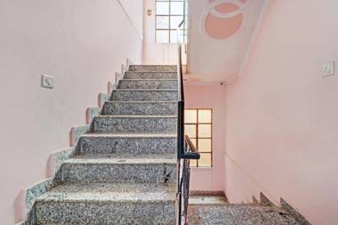 SPOT ON 81019 Sawariya Home Stay