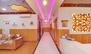 Treebo Trend Tropical Roots Bhupatwala