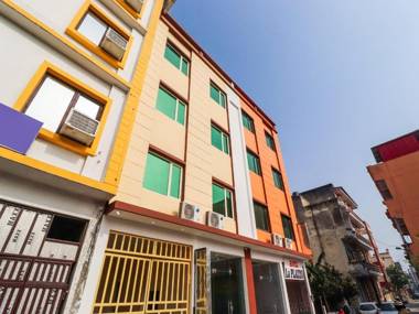 OYO Flagship 86255 Hotel Elite Inn