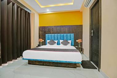 OYO Townhouse 952 Hotel Krishna