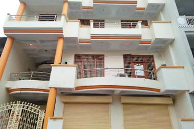 OYO 38149 Shiva Guest House