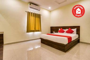 OYO 49839 Prince Mama