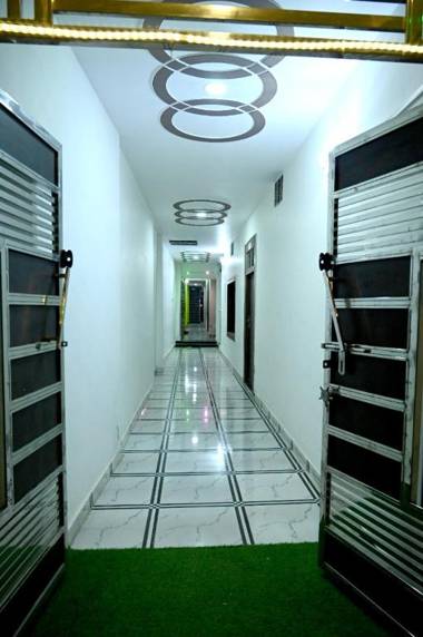 OYO 88342 Hotel Raj Laxmi Residency