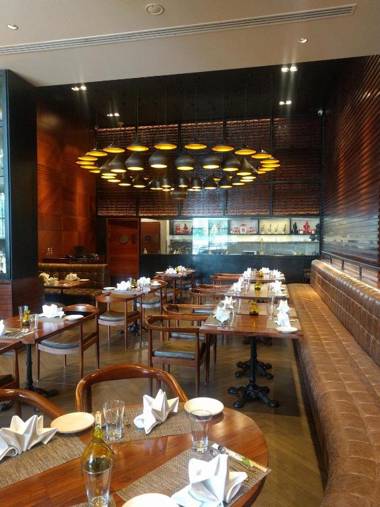 Lemon Tree Premier City Center