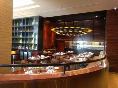 Lemon Tree Premier City Center