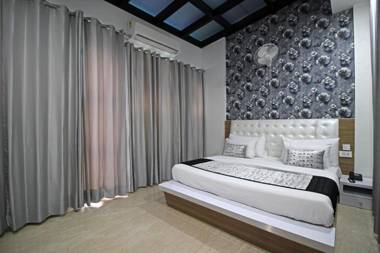 Gazebo Inn & Suites Medanta