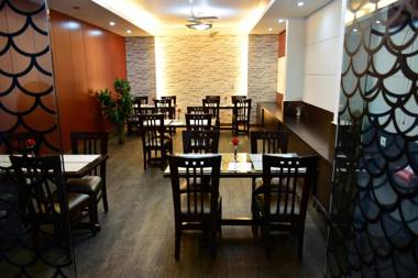 Hotel Windsor Castle Cyber City